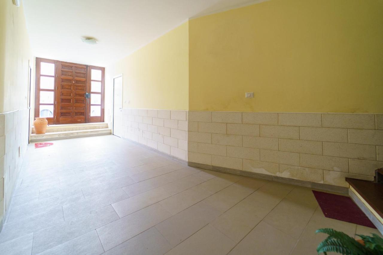 Siracusa Comfy & Central Apartment With Terrace Syracuse Bagian luar foto