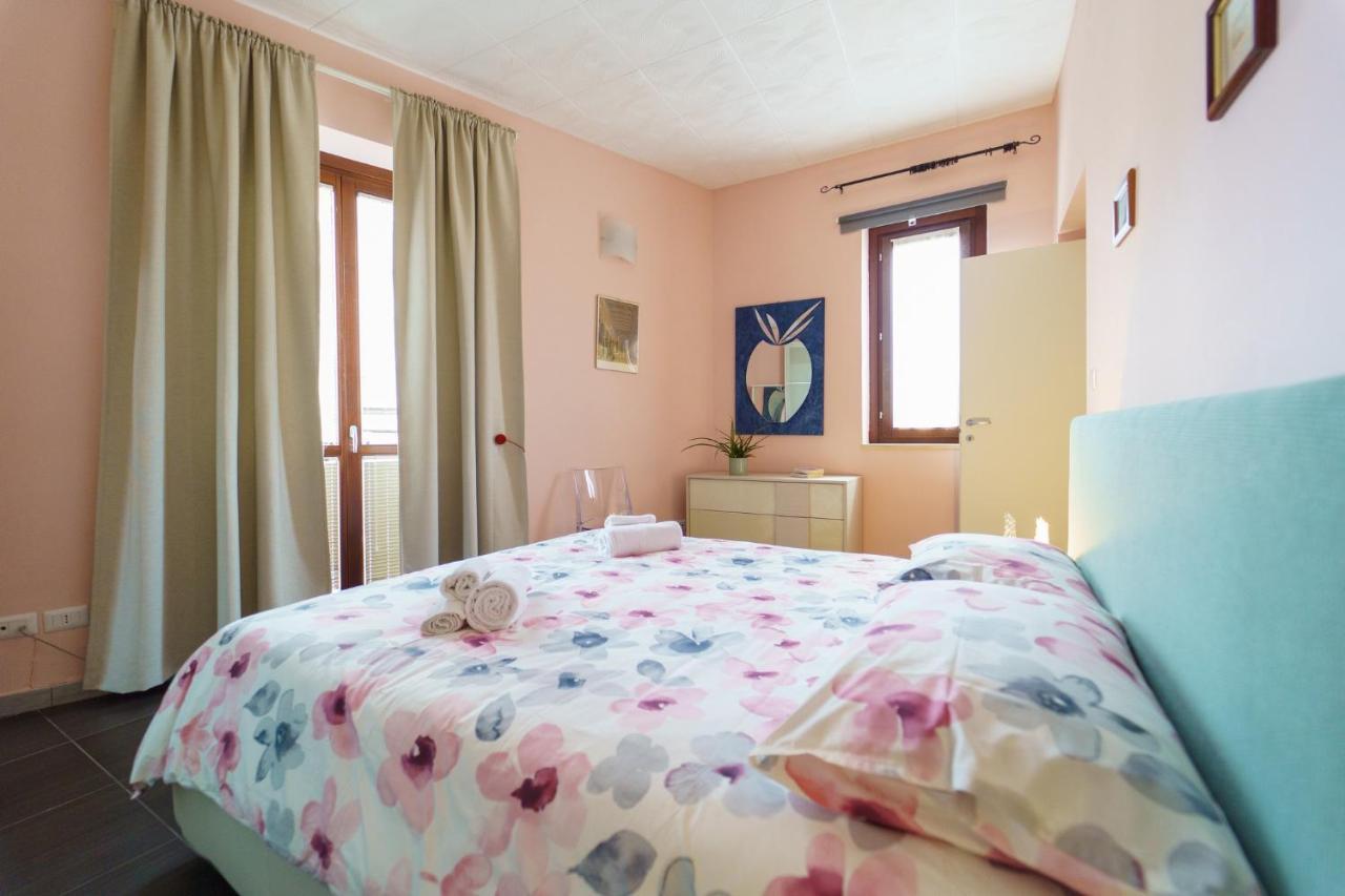 Siracusa Comfy & Central Apartment With Terrace Syracuse Bagian luar foto